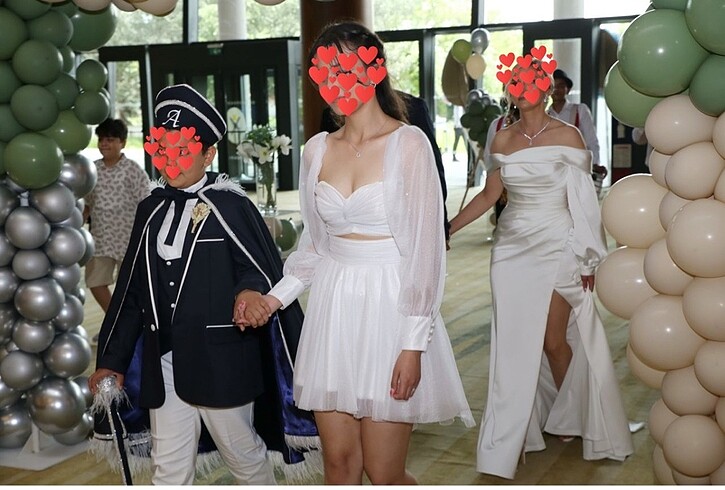Sıfırdan Farksız Abiye(Ilmıo Marka)