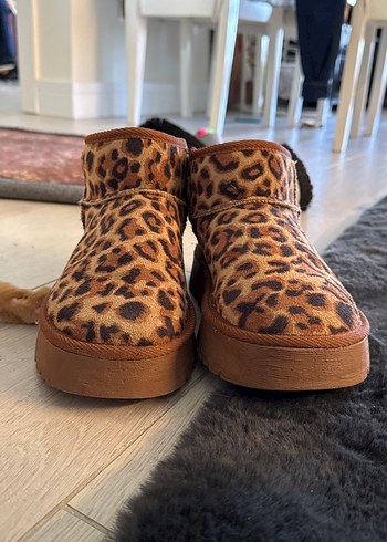 Ugg ürünü
