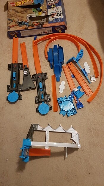 Beden Renk Hot Wheels Track Builder