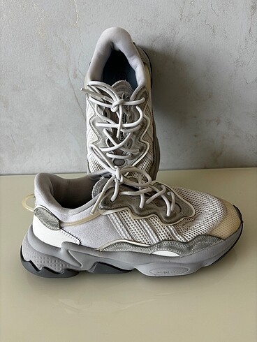 Adidas Ozweego