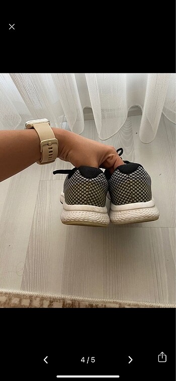 37,5 Beden siyah Renk nike spor ayakkabı