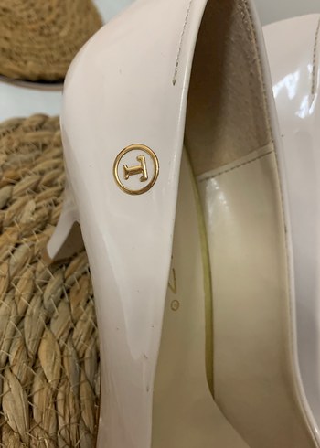 Bambi Bej Rugan Kadın Topuklu Stiletto