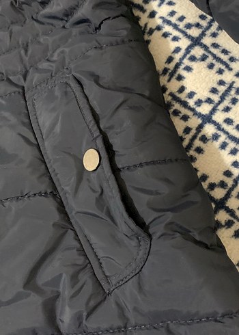 Lacivert Kapüşonlu Kadın Kışlık Mont - Görsel 3