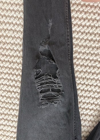 s Beden Yırtık Kadın Denim Pantolon