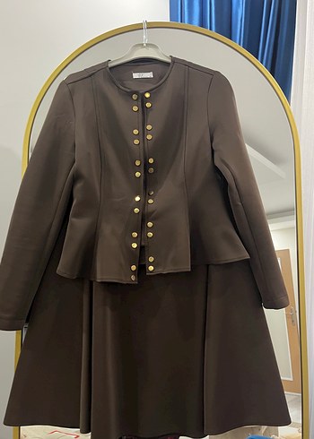 Trendyol & Milla Sikligin Simgesi Kahverengi Peplum Takim