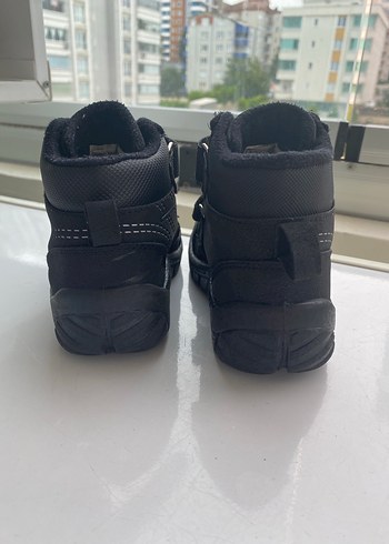 27 Beden siyah Renk Erkek Çocuk Siyah Kauçuk Bot Velcro