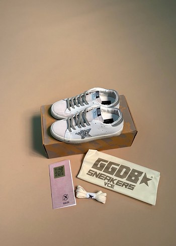 Golden Goose Deluxe Golden Goose Simli Ayakkabi
