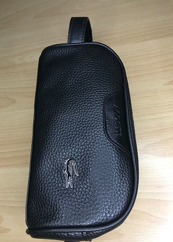 Lacoste Siyah Pestemal Deri Kucuk Canta