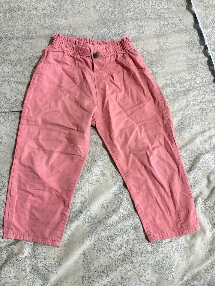 Rahat ve Şık Pembe Çocuk Pantolonu — görsel 2/4