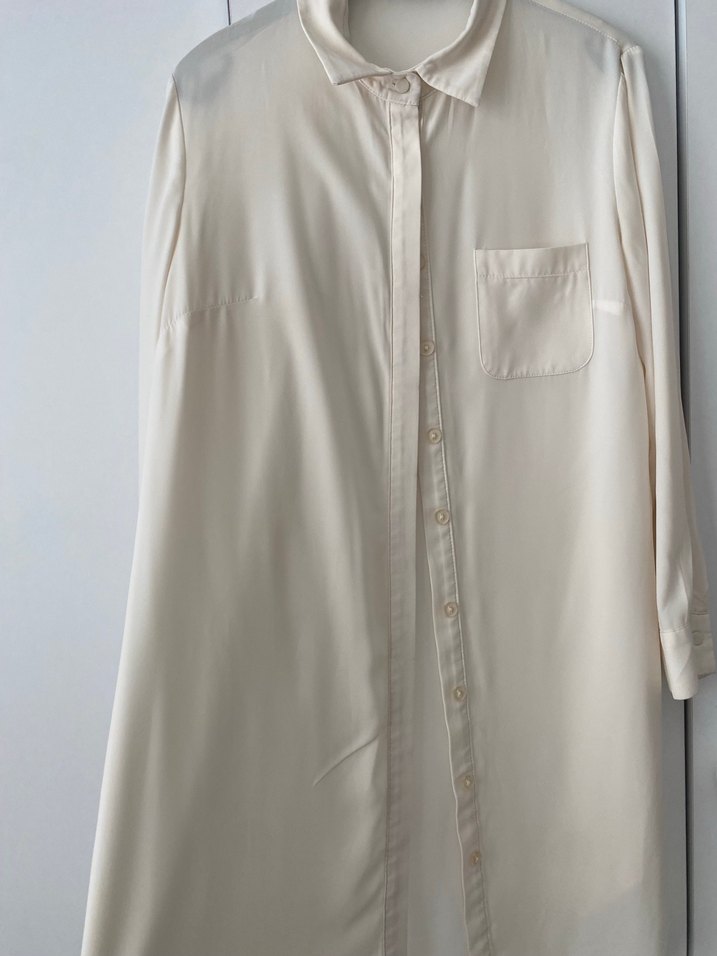 Bej Düğmeli Uzun Kollu krep Gömlek - Görsel 2