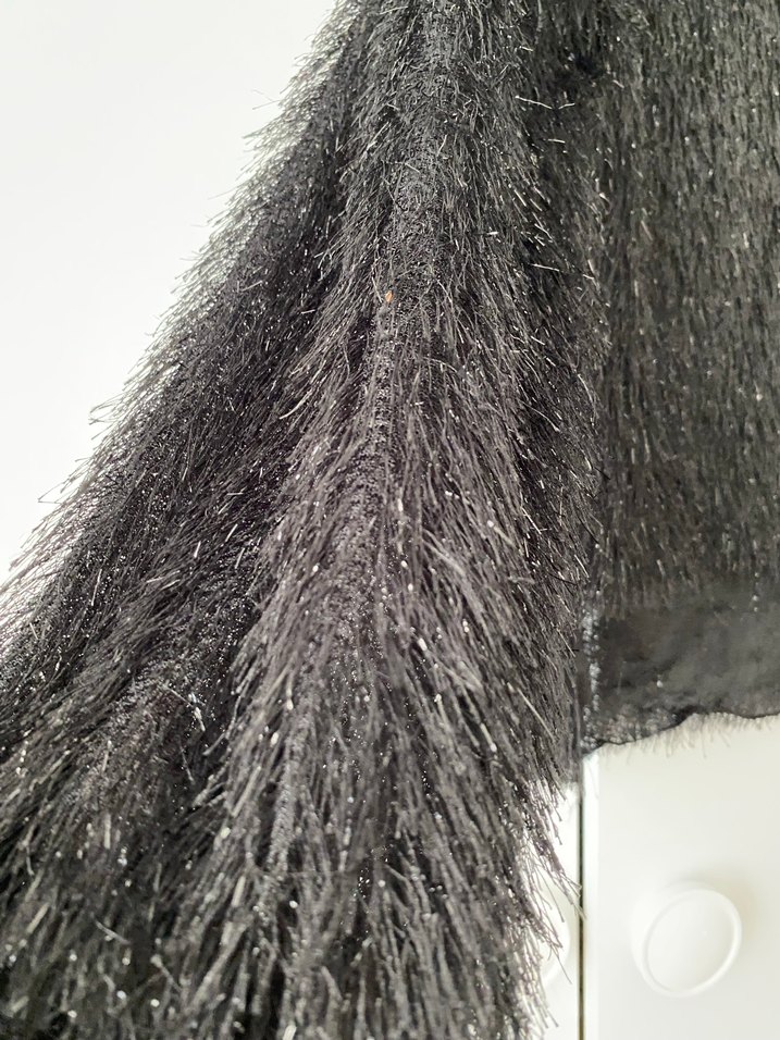 Gri Tüylü Kadın Uzun Kollu Bluz - Görsel 3