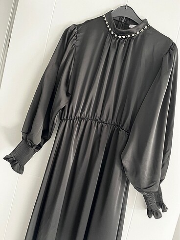 Saten elbise - Görsel 4