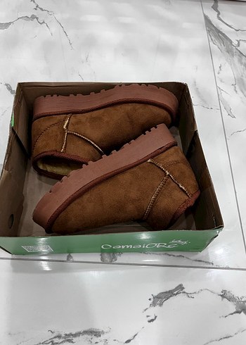 Kahverengi Süet Kürklü Kadın Dolgu Topuk Bot - Görsel 4