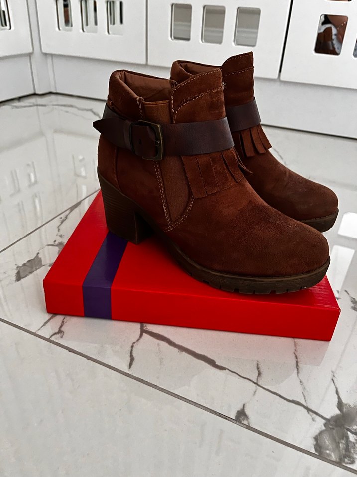 Kahverengi Süet Kadın Dolgu Topuklu Bot - Görsel 2