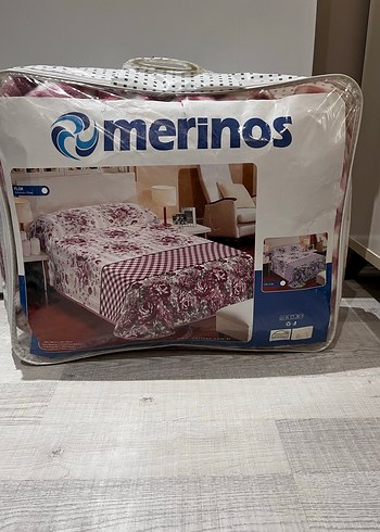 Koyu pembe Ekoseli Çiçek Desenli Battaniye - Görsel 4