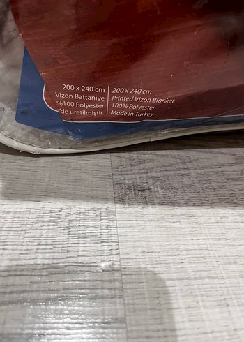 Koyu pembe Ekoseli Çiçek Desenli Battaniye - Görsel 5