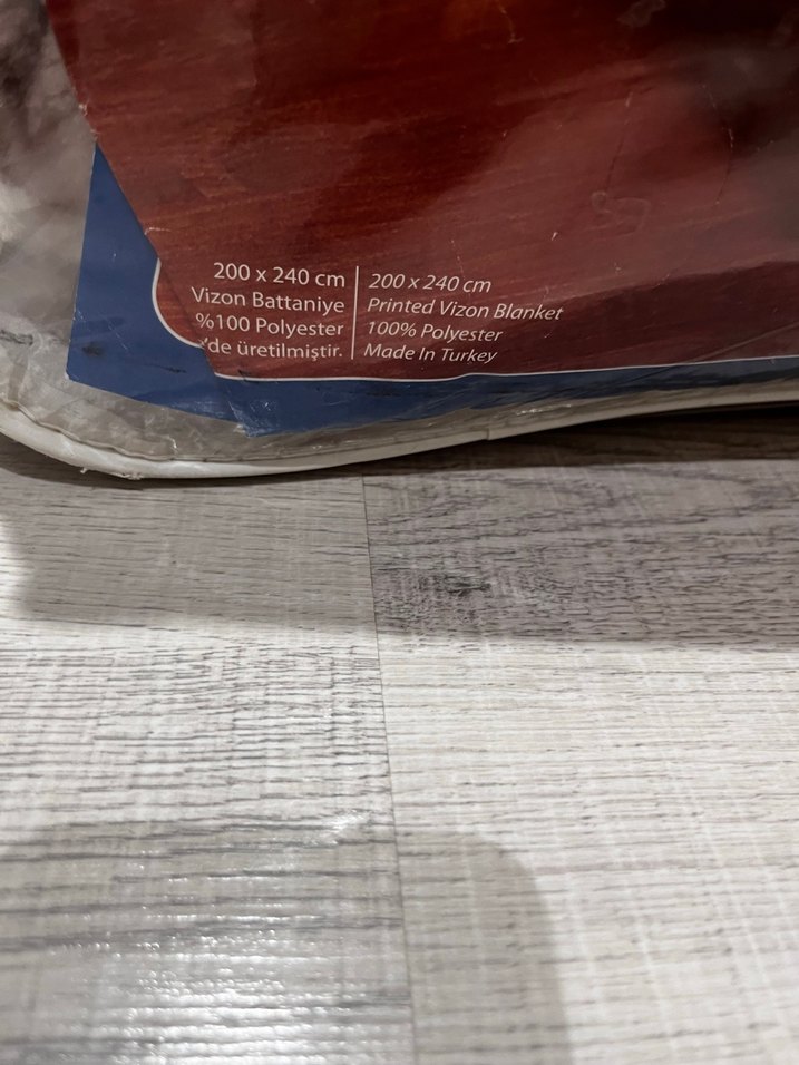 Koyu pembe Ekoseli Çiçek Desenli Battaniye - Görsel 5