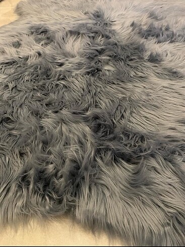  Beden Peluş halı