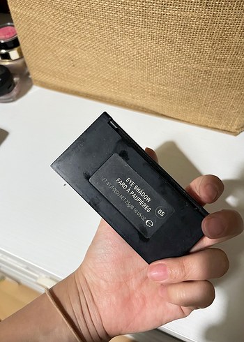 MAC Siyah Far Paleti çift katlı - Görsel 4