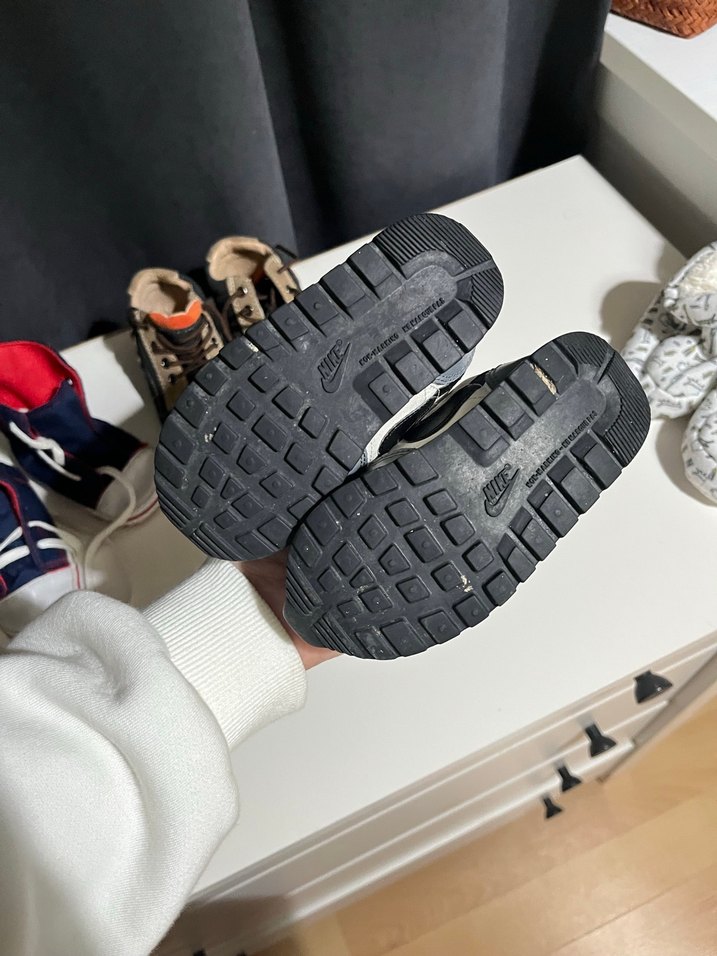 Nike Erkek Çocuk Gri Spor Ayakkabı - Görsel 3