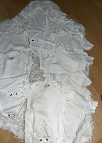 Beyaz Kısa Kollu Pamuklu Bebek Body - Görsel 3