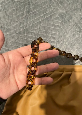 Bej Zincir Detaylı Kadın Deri Çanta - Görsel 2