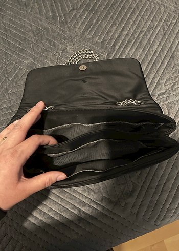 Zincir Detaylı Siyah Deri Kadın Çanta - Görsel 3