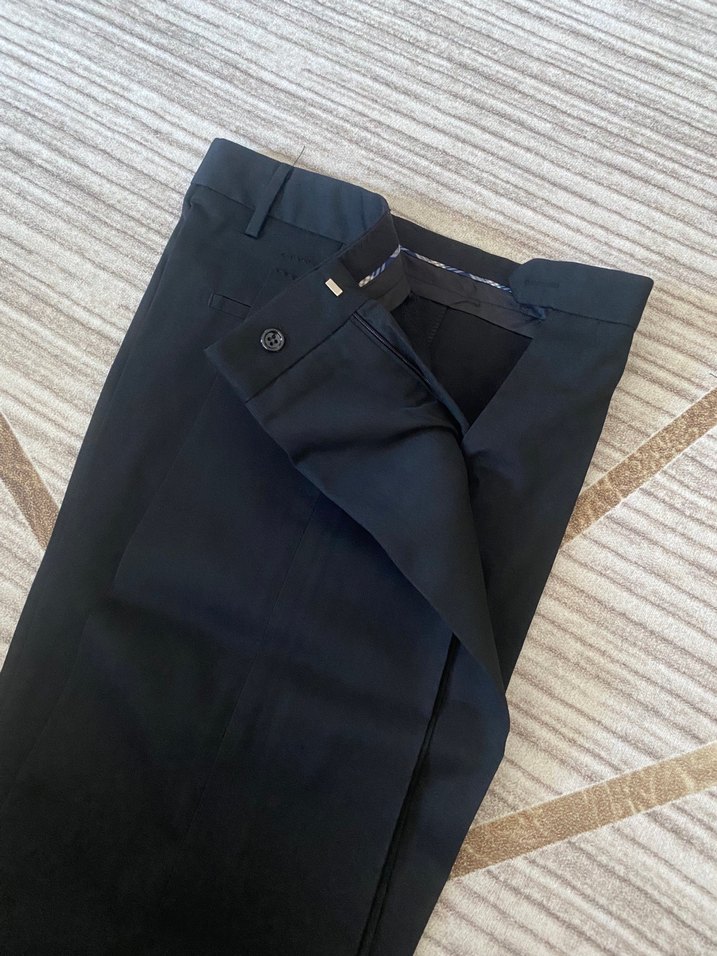 Siyah Düz Kesim Erkek Kumaş Pantolon — görsel 4/6
