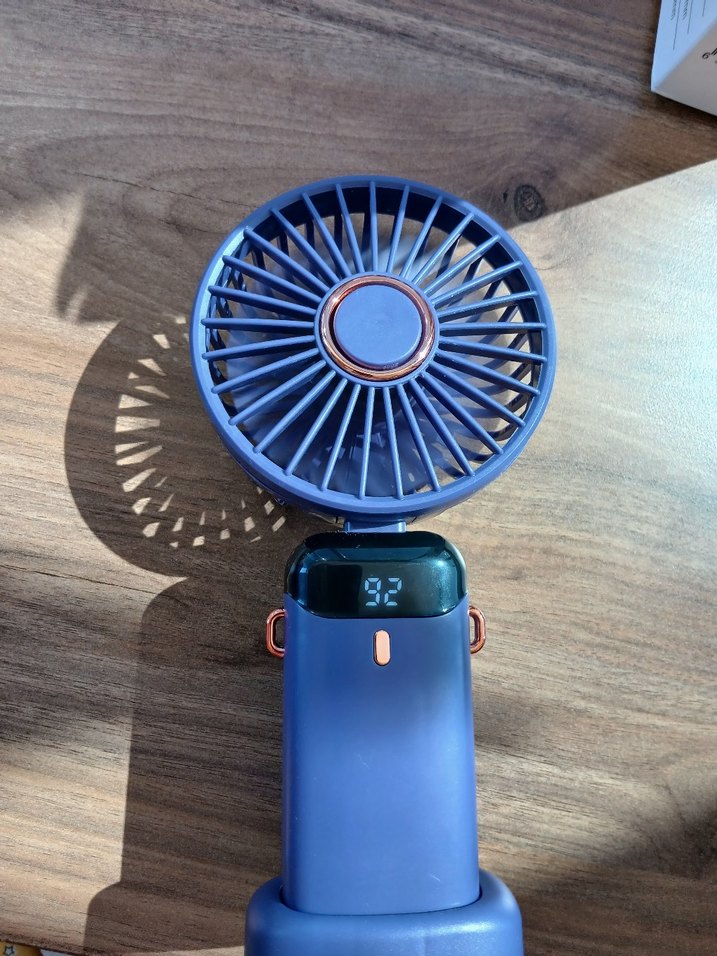 LED Ekranlı Gri Taşınabilir Vantilatör - Görsel 2