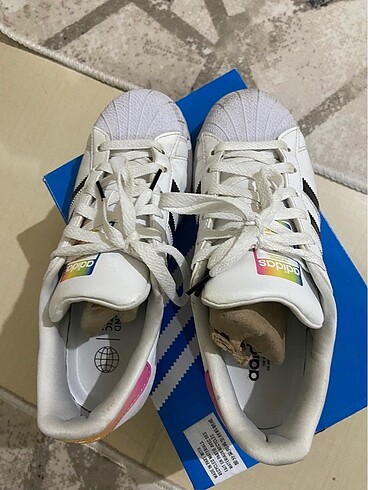Adidas Superstar