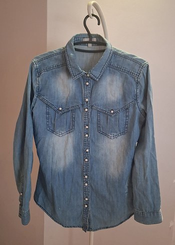 Twist İnci Dugmeli Denim Gomlek