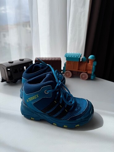 Adidas terrex bot