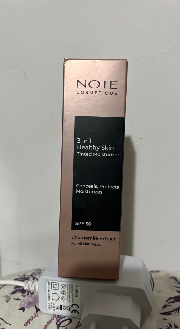 Note 3in1 Sağlıklı Cilt Tonlu Nemlendirici SPF50 - Görsel 2