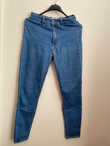 Pull and Bear Pantolon