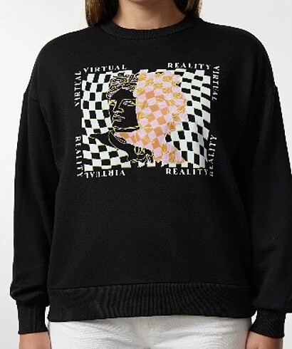 Sweatshirt