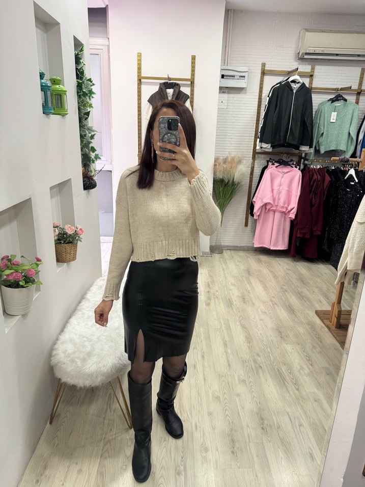 Bej Kısa Triko Kadın Kazak - Görsel 2