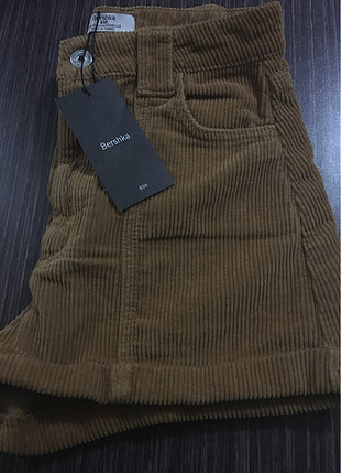 Bershka şort