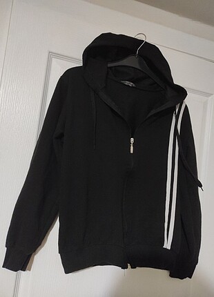 Kapüşonlu sweatshirt