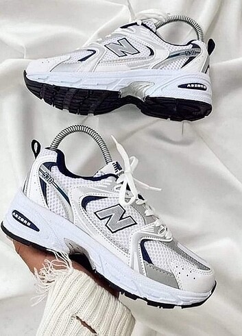 40 Beden beyaz Renk New Balance Beyaz siyah spor ayakkabı