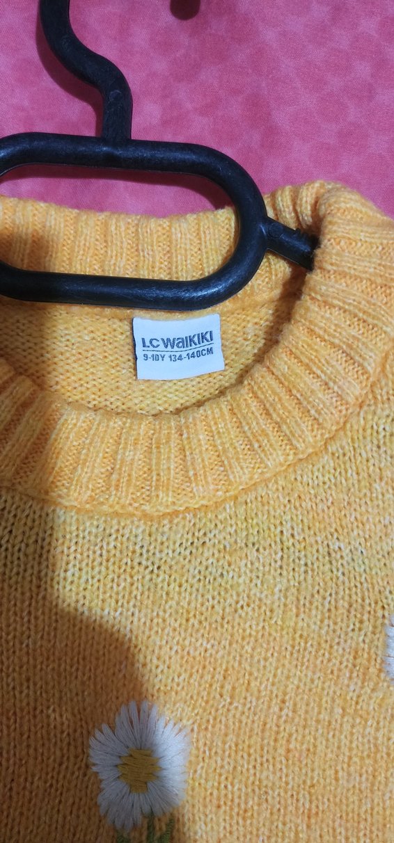 Sarı Nakışlı Triko Kadın Kazak - Görsel 4