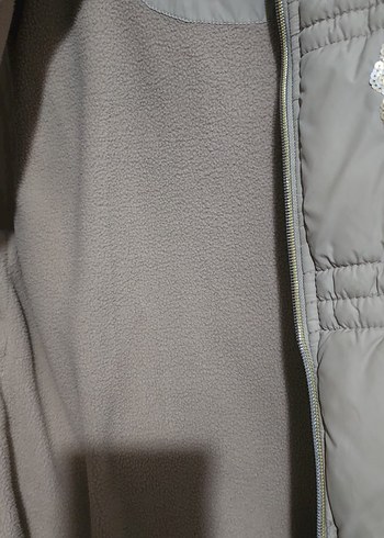 Kız Çocuk Gri Fermuarlı Sıfır Kol Yelek - Görsel 4