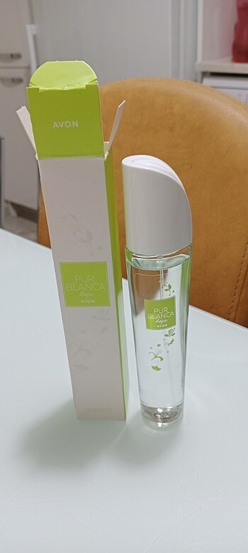 Avon Harika koku