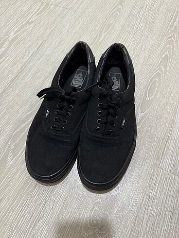 Siyah erkek vans