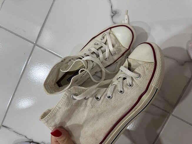38 Beden Beyaz converse