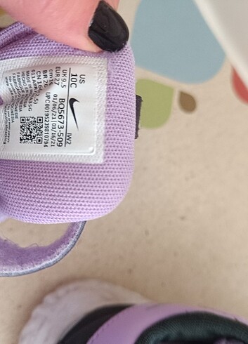 27 Beden mor Renk Nike spor ayakkabi 