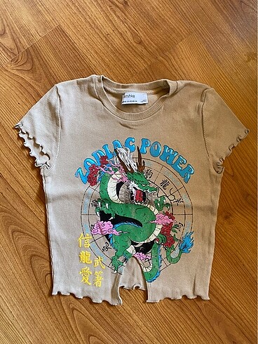 bershka desenli crop top