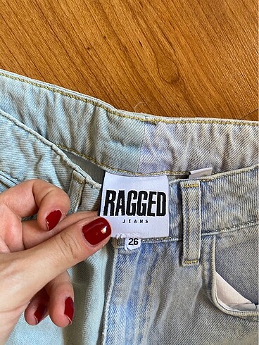Urban Outfitters ragged kot