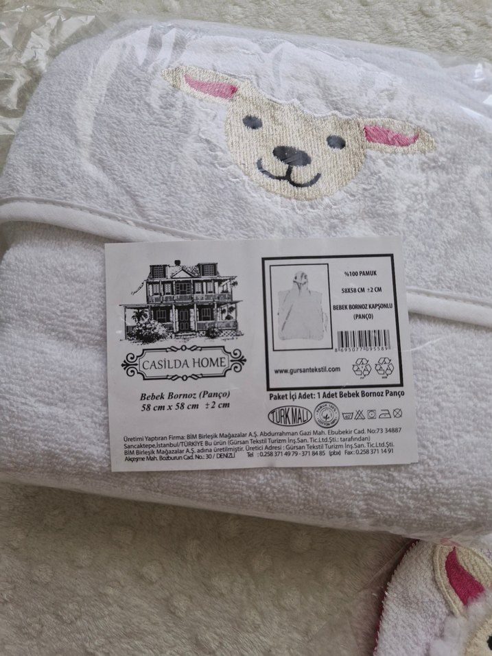 Kız Çocuk Beyaz Desenli Bornoz ve Eldiven Seti - Görsel 2