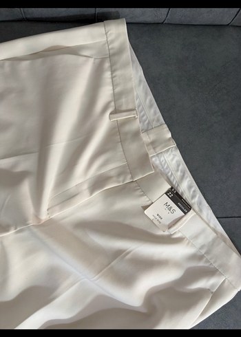 Marks & Spencer Ekru Yuksek Bel Duz Kesim Pantolon
