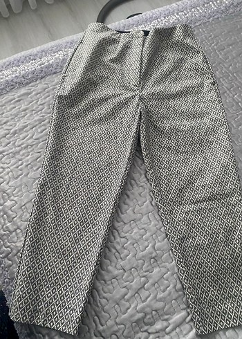 Marks & Spencer Sik Geometrik Desenli Gri Pantolon